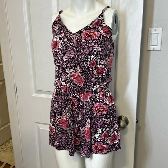 American Eagle, outfitters size, small romper, floral, print, mauve, pur… - Picture 2 of 13